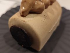 -潮一不贰·法式甜品·生日蛋糕·西式简餐(外滩店)