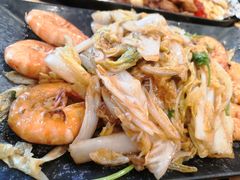 -老东镇啤酒屋海鲜加工·蒸汽海鲜·海鲜烧烤(台东店)