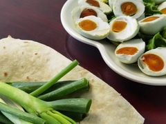 -巩本明鱼屋子