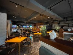 -JINNS锦时 steak&pizza(浸信会礼拜堂旧址店)