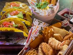 -Famous肥猫墨西哥音乐餐吧(五棵松华熙LIVE店)