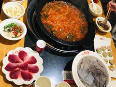 -锅首鲜品火锅(鸳鸯店)