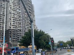 -深圳乐孚正强口腔诊所(宝体店)