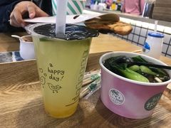 -南门金峰辣子鸡·玩串串(昌发展万科广场店)