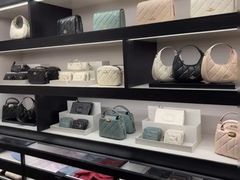 -东荟城名店仓