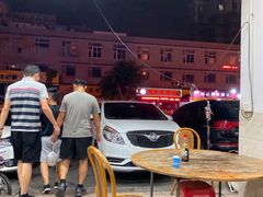 -标记美食新鲜猪杂(兴南大道店)