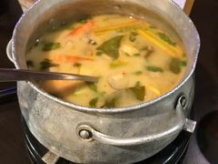 冬阴功-大头虾越式风味餐厅(光明广场店)