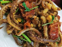 脆椒辣鱿鱼-兴国苑酒店
