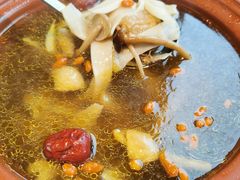 -有红鸡毛店·川菜(建设路店)