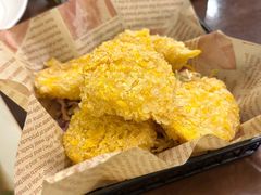 -J Daeng Seafood