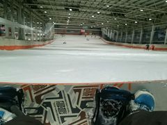 android_upload_pic-乔波室内滑雪场