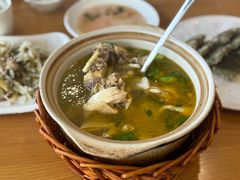 阳澄胡草鸡砂锅-品鲜村农家菜·阳澄湖大闸蟹(总店)