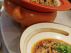 -有红鸡毛店·川菜(建设路店)