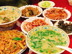 -金杨拉面王小吃面馆·牛三宝面·红烧牛肉粉