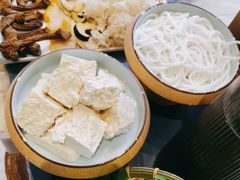 -鲜念蒸汽石锅鱼(红山6979店)