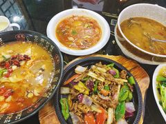 -醉美云南·云南菜主题餐厅(昆明站北京路双龙商场店)