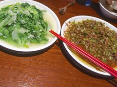 -唐师傅湘西名菜馆(武陵路店)