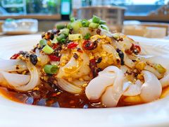自贡凉粉-兔行天下(中海国际店)