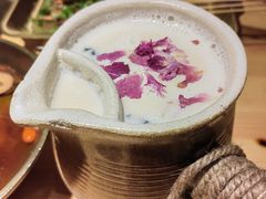 -何师烧烤·小龙虾·江湖川菜·精酿啤酒(成温店)