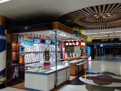 -美式眼镜·授权蔡司.依视路.尼康.豪雅.明月(人民广场店)