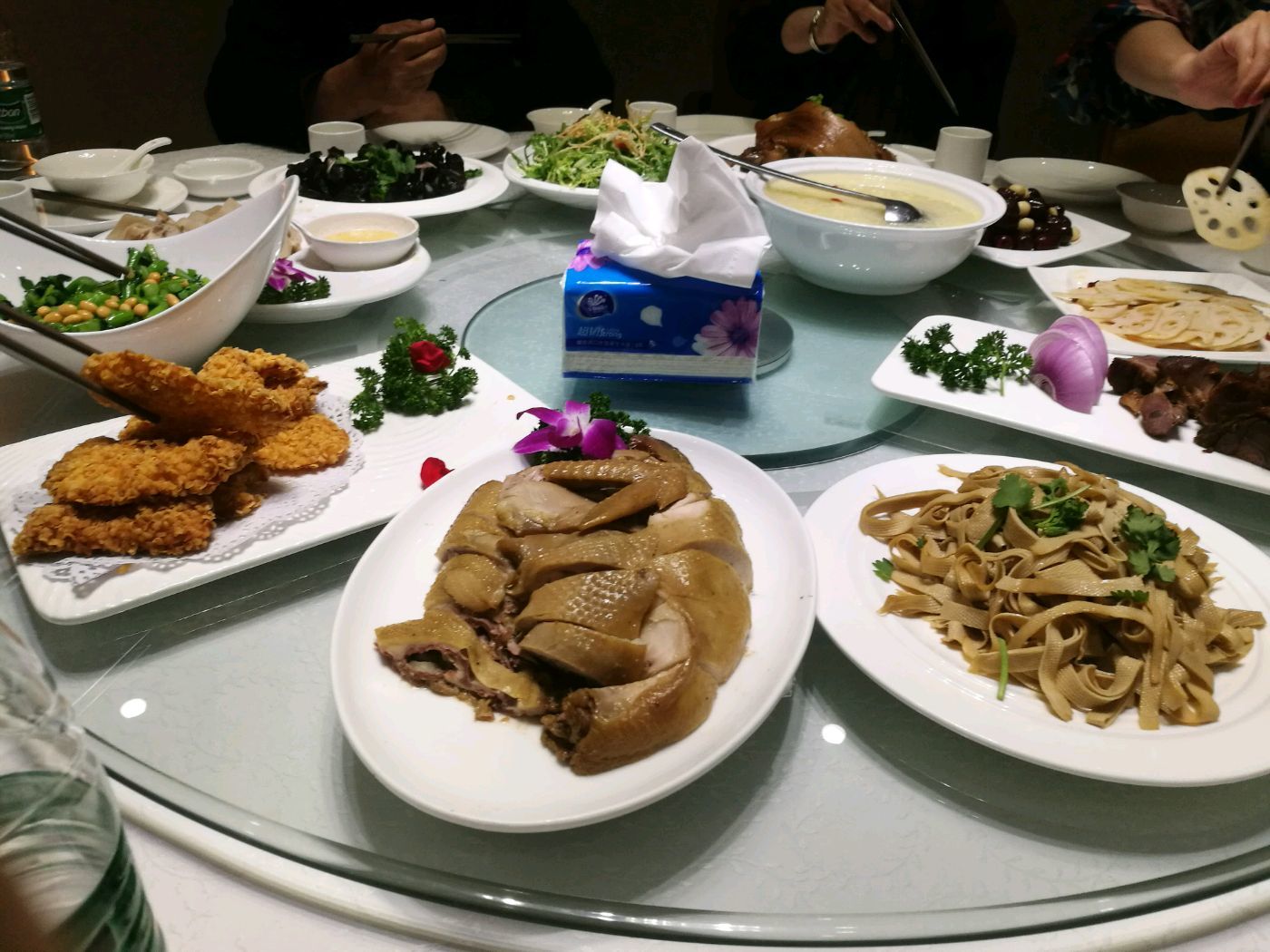 项城莲花迎宾馆是项城市目前最高档生意最好