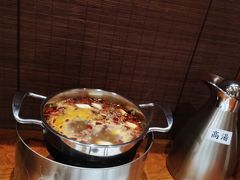 -独食火锅·半米屋台(直营总店)
