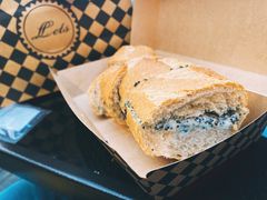 松露飞鱼籽法棒-Let's Taipei 非常烘焙(太古里店)