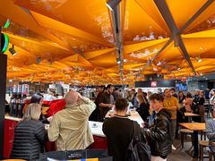 -文艺复兴百货(米兰大教堂广场店)