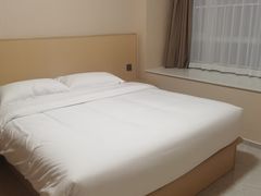 -初禾Film·Apartment(深圳福田岗厦地铁站店)