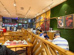 大堂-木屋烧烤(西南角店)