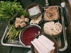 -周幺妹重庆老火锅(银泰城总店)