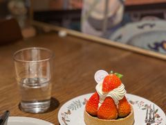 抹茶生巧草莓塔-echoes coffee回响咖啡(888街店)