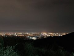 -鬼笑石后山停车场