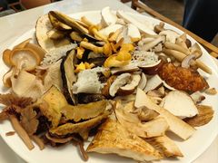 -山菌美食苑(振兴路店)