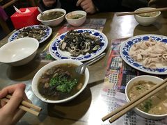 -东兴顺爆肚张