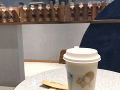 -喜茶(北京华贸购物中心店)