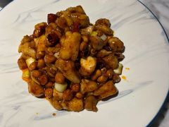 宫爆花仁鸡丁-蔴将·川菜(黄龙万科店)