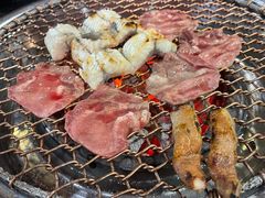 -牛信亭韩国料理·炭火烤肉(紫藤路店)