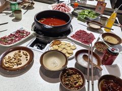 -贵府酸汤牛肉火锅·贵州老字号(飞山街店)
