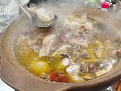 -威邵鸡煲(西华路总店)