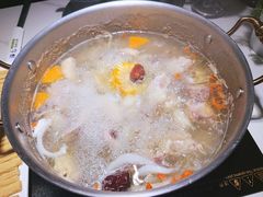 -椰子湾·海南火锅·糟粕醋·椰子鸡(正大广场店)