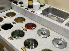 -老何家后安粉·糟粕醋海鲜火锅(三亚湾椰梦长廊店)