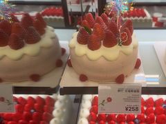 -花花卷卷·鲜食蛋糕(泉屋店)
