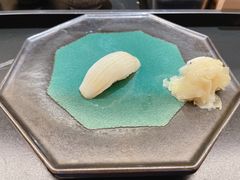 甲纹鱿鱼寿司-Sushi Hanzo半藏(天环广场店)