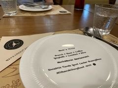 -Mark&Mars Restaurant