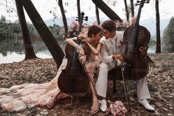 -雪中彩影婚纱摄影·微光艺术中心