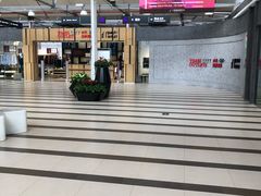 -TIMES CITY OUTLETS 时代·城市·奥特莱斯(上海国际时尚中心店)