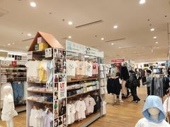 -宝山日月光中心