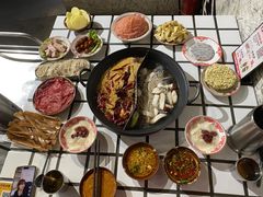 -贰回巷火锅馆(钟楼店)