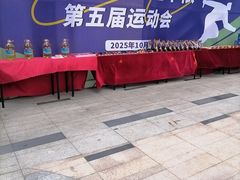 -迪卡侬(高新万达店)